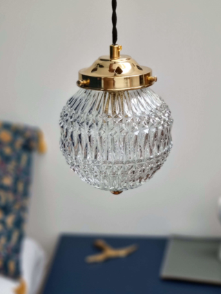 lampe baladeuse globe en verre facetté vintage chic slow décoration Bloomis