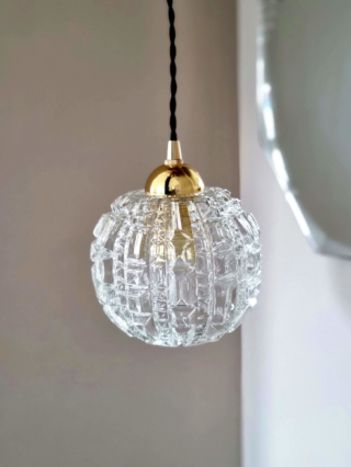suspension-globe-verre-vintage-decoration-luminaire-ancien-upcycling_bloomis