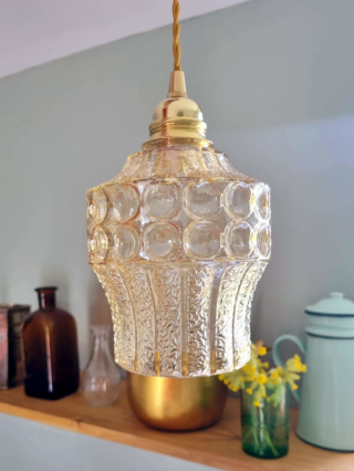 suspension globe ancien en verre ambré luminaire vintage Bloomis
