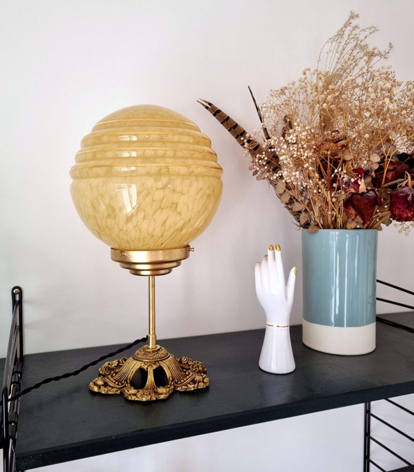 lampe à poser globe verre de clichy jaune luminaire vintage Bloomis