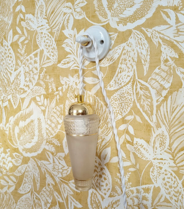 patère murale porcelaine pour accrocher une lampe baladeuse décoration vintage Bloomis