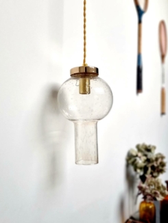 lampe baladeuse-globe-lampe-petrole-bulle-ancien-vintage-decoration-upcycling-luminaire-cable-torsade dore_bloomis