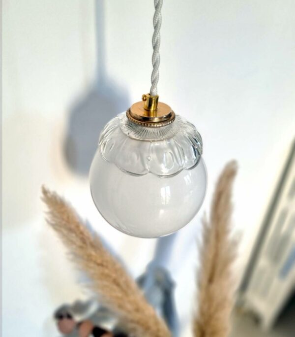 Lampe baladeuse opaline blanche slow decoration vintage Luminaire Bloomis