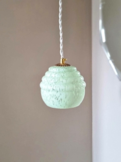 lampe-baladeuse-globe-verre-clichy-vert-menthe-vintage-deco-upcycling-luminaire-ancien_bloomis