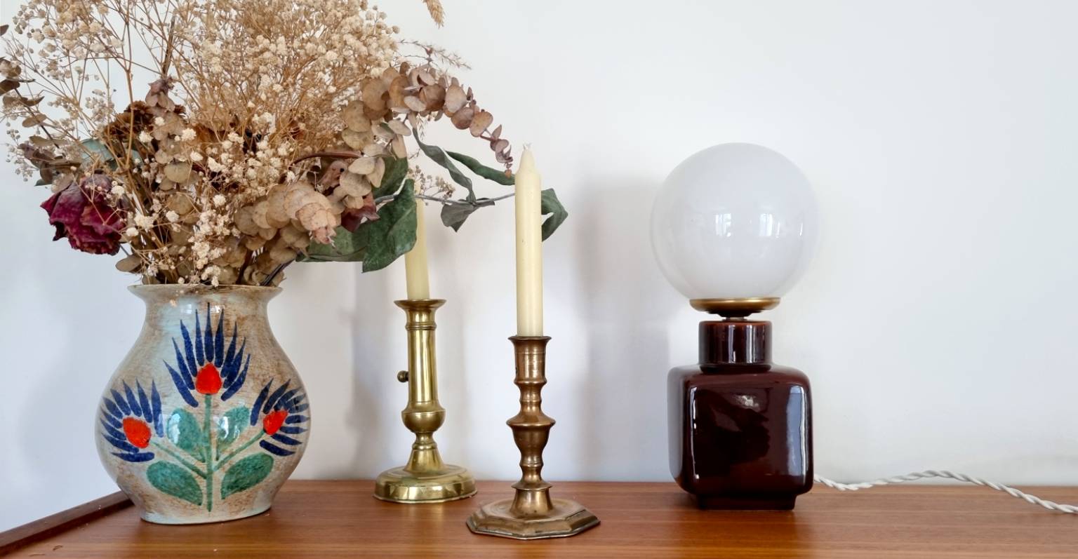 H-bloomis_lampe-a-poser-vintage-globe-opaline-luminaire-decoration