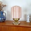 Lampe globe vintage opaline art déco rose création upcyling Bloomis