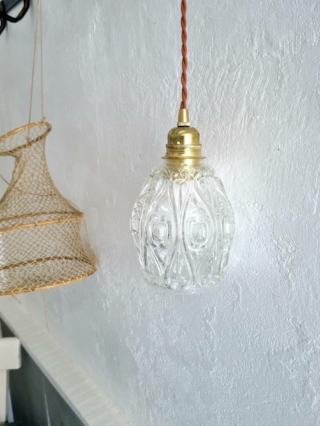 lampe-baladeuse-globe-vintage-luminaire-ancien-decoration-cordon-daim_bloomis