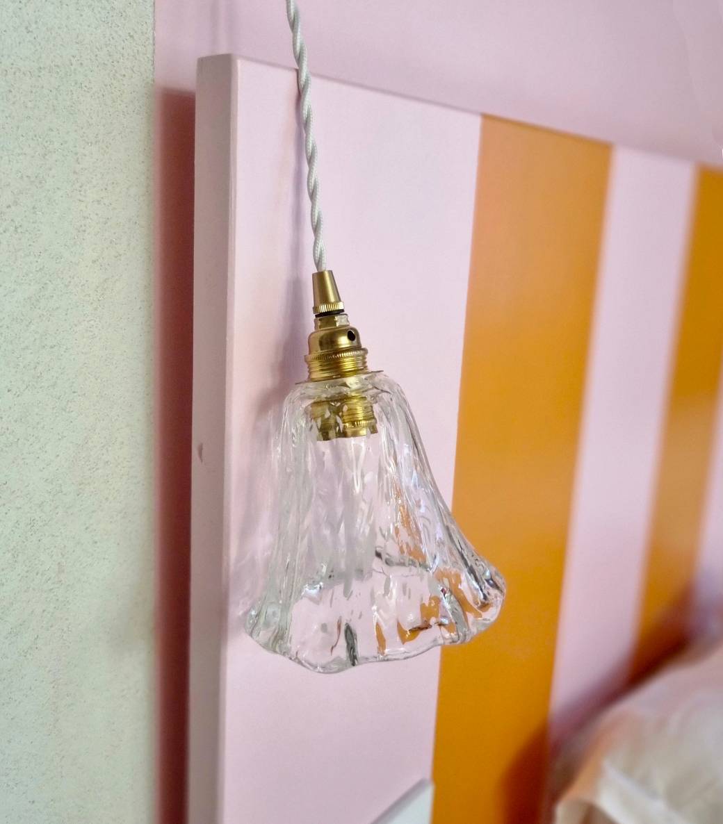 lampe-baladeuse-tulipe-verre-murano-blanc-luminaire-vintage-upcycling_bloomis