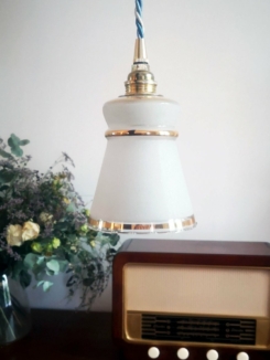 Lampe baladeuse globe en verre sablé. luminaire vintage Bloomis