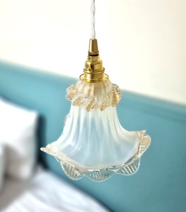 Lampe baladeuse tulipe en verre de murano. Luminaire déco Bloomis
