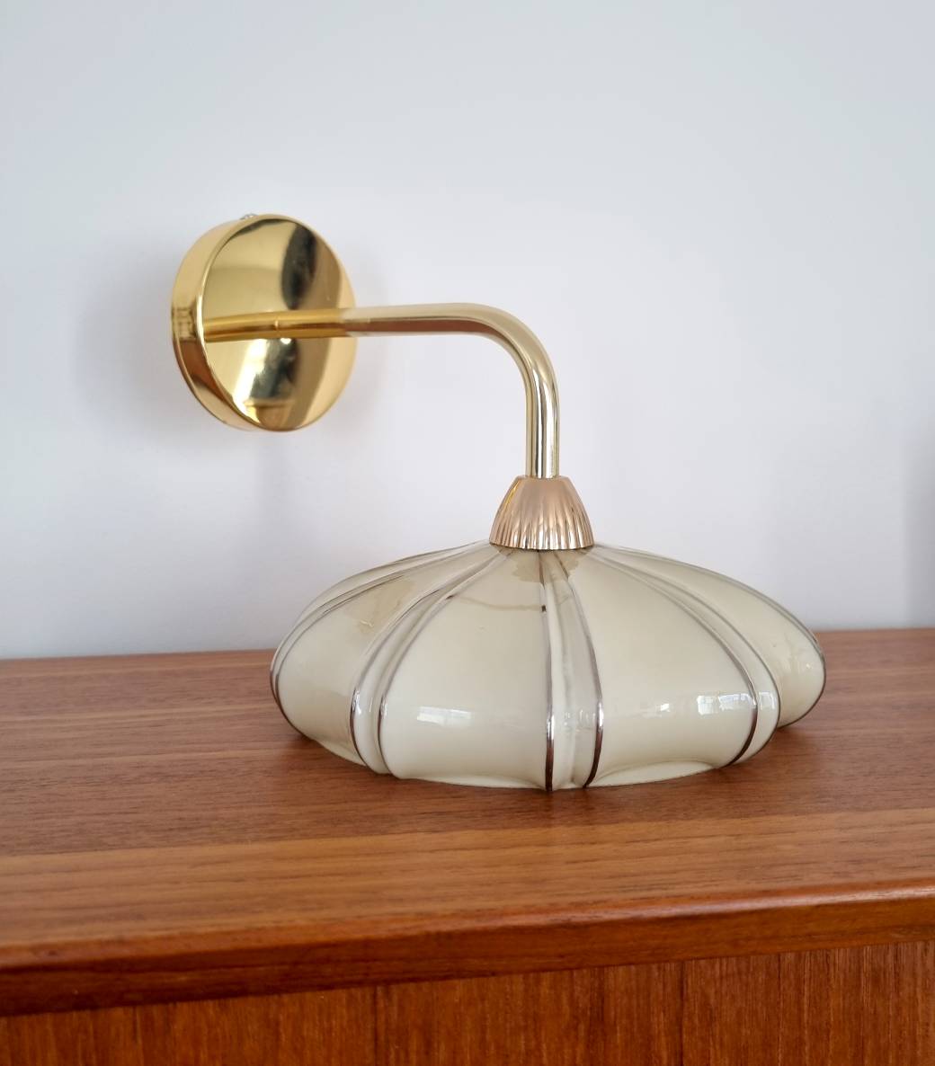 applique-murale-opaline-artdeco-ancien-decoration-luminaire-upcycling_bloomis