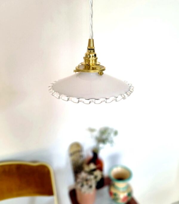 Lampe baladeuse opaline et son cordon tressé à personnaliser. Luminaire vintage Bloomis
