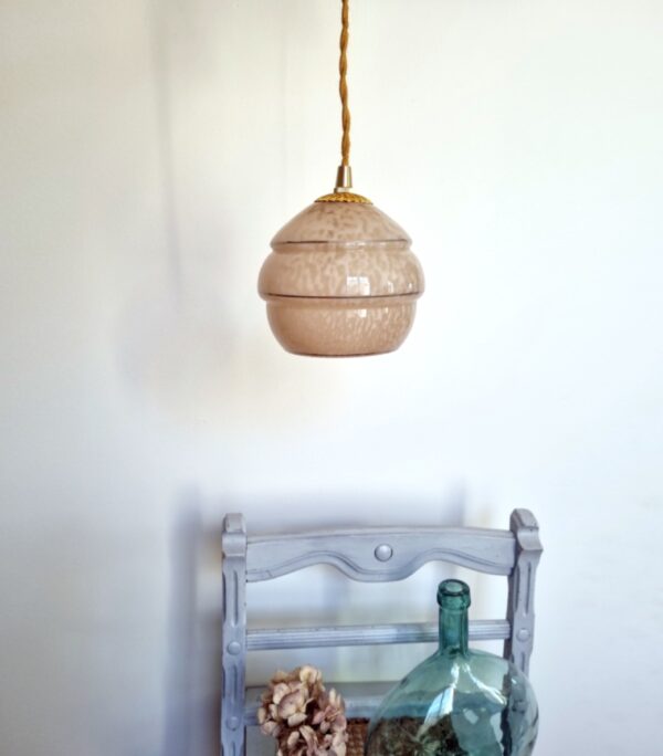 Lampe baladeuse en verre de clichy rose moucheté. Luminaire vintage art déco Bloomis