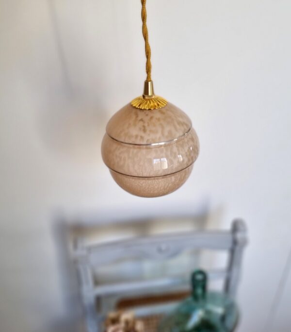 Lampe baladeuse en verre de clichy rose moucheté. Luminaire vintage art déco Bloomis