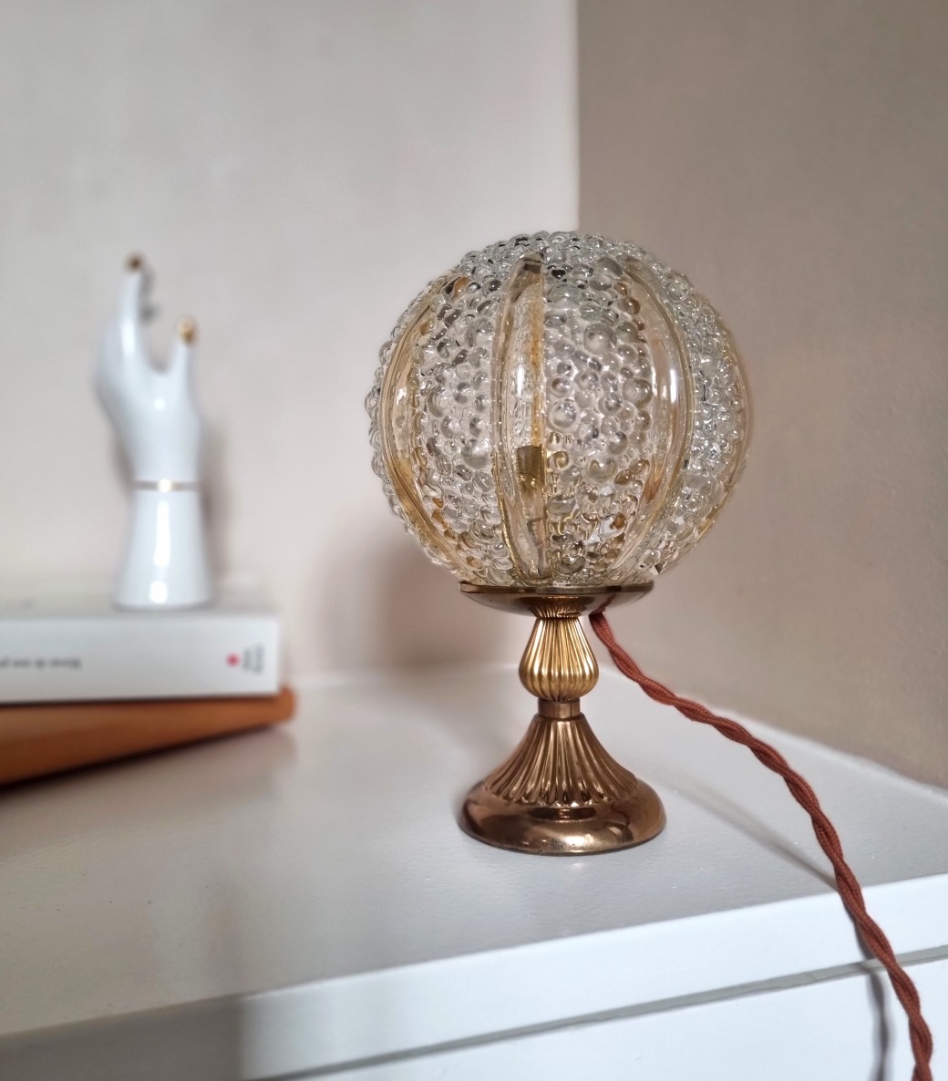 lampe à poser globe en verre transparent et ambré art déco luminaire vintage Bloomis