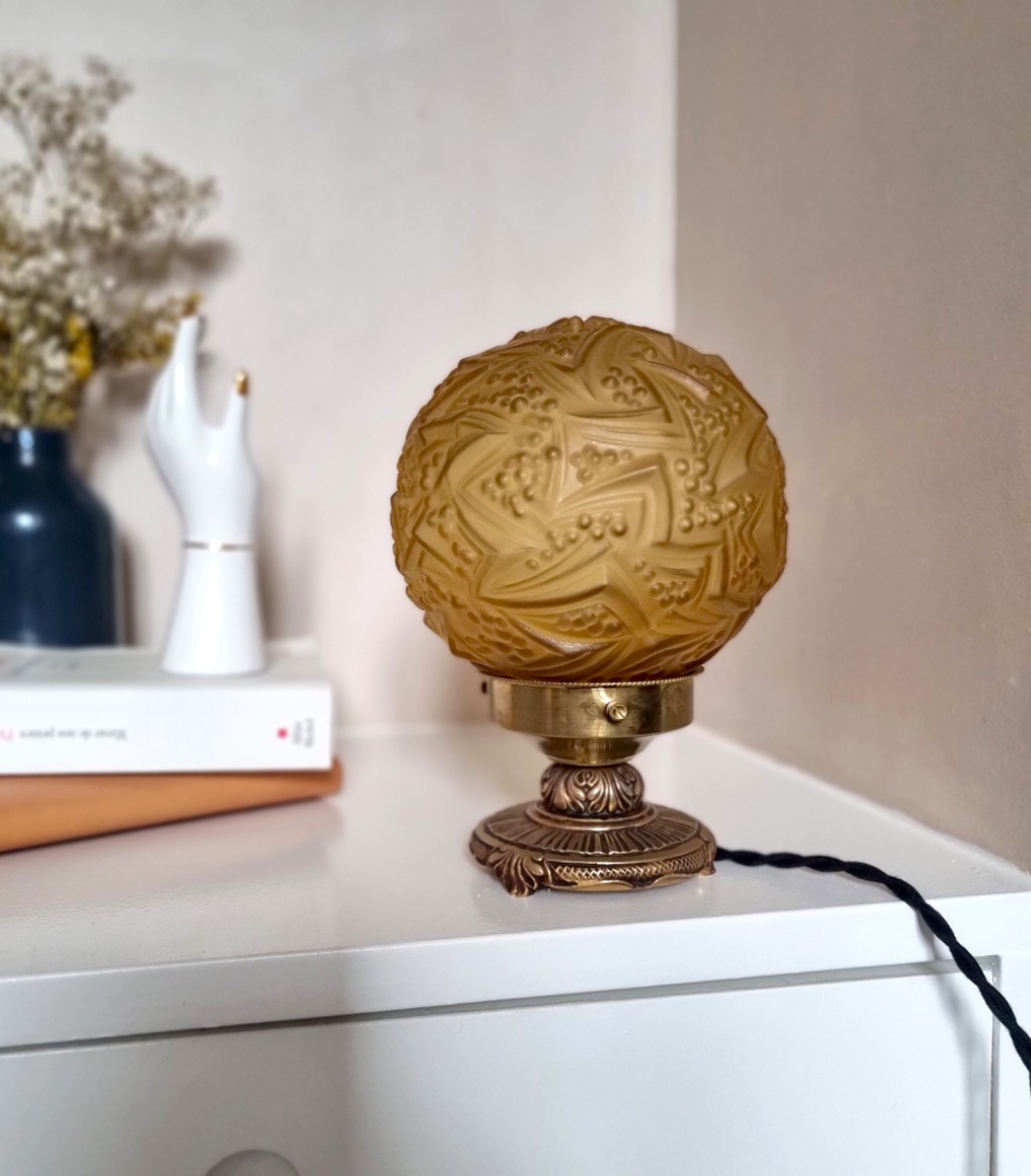 luminaire-lampe-globe-vintage-artdeco-ambre-decoration-ancien-upcycling-creation_bloomis