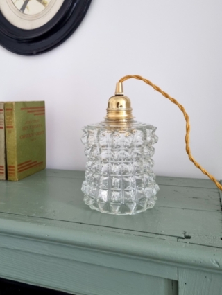 Lampe baladeuse globe verre et son cordon tressé à personnaliser. Luminaire vintage Bloomis