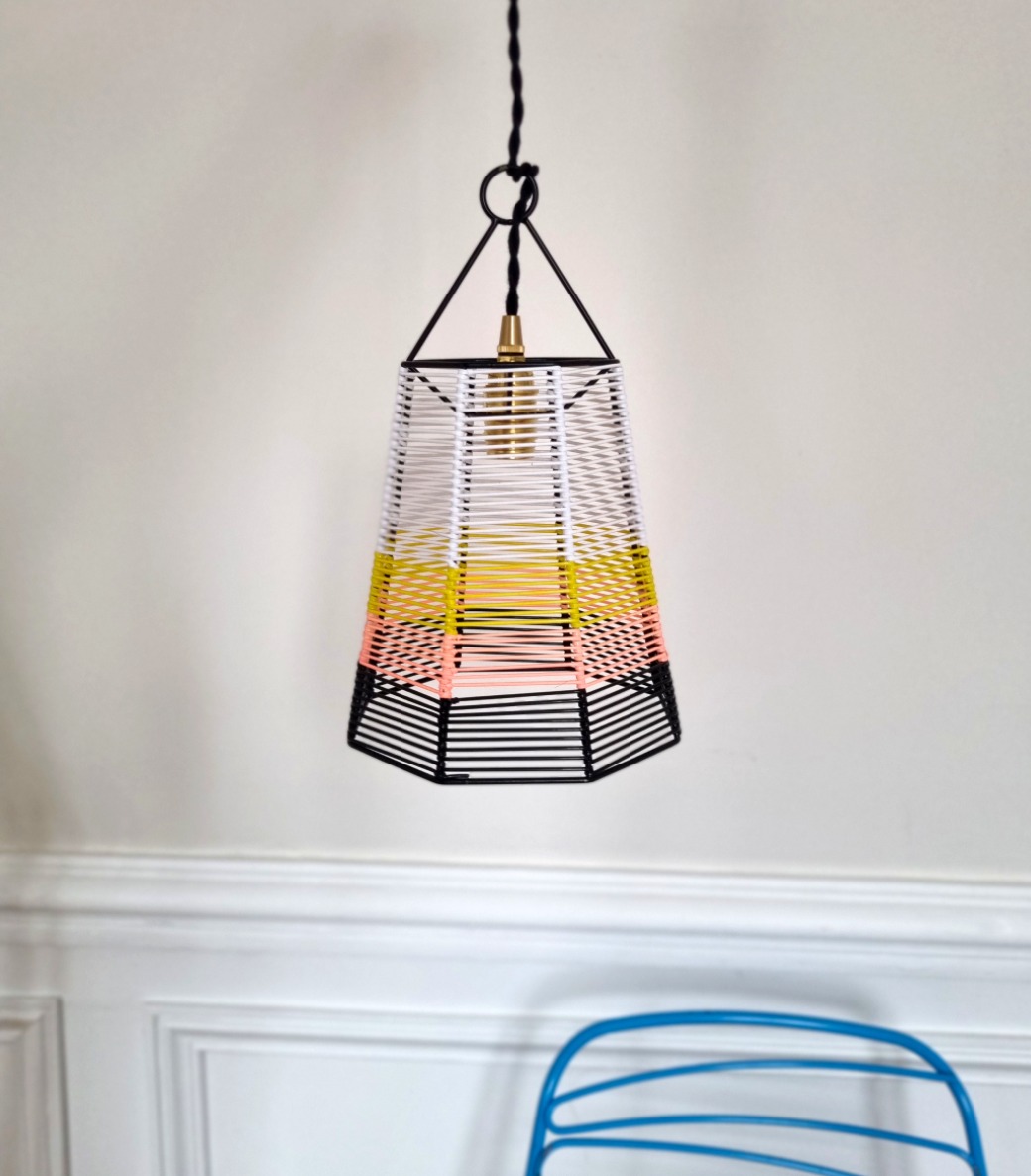 lampe fil scoubidou multicolore luminaire vintage Bloomis