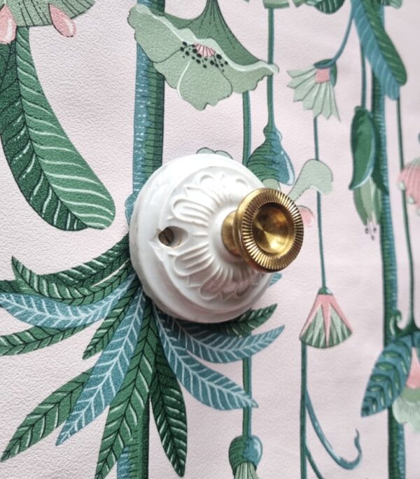 Patère murale en porcelaine et bouton laiton - Collection Les Imparfaites Bloomis