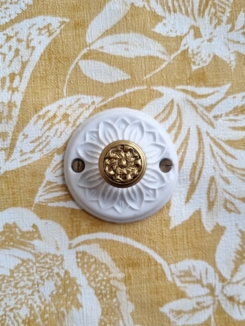 Les Imparfaites - Patère murale en porcelaine. Création upcycling Bloomis
