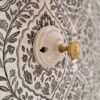 Patère murale en porcelaine et bouton laiton - Collection Les Imparfaites Bloomis