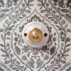 Patère murale en porcelaine et bouton laiton - Collection Les Imparfaites Bloomis