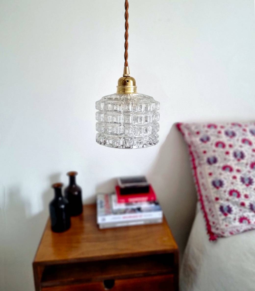 Lampe baladeuse globe verre et son cordon tressé à personnaliser. Luminaire vintage Bloomis