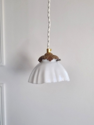 lampe-baladeuse-opaline-griffe-laiton-vintage-decoration-charme_bloomis