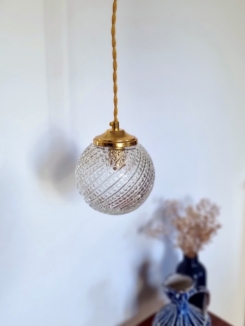 Lampe baladeuse globe verre et son cordon tressé à personnaliser. Luminaire vintage Bloomis