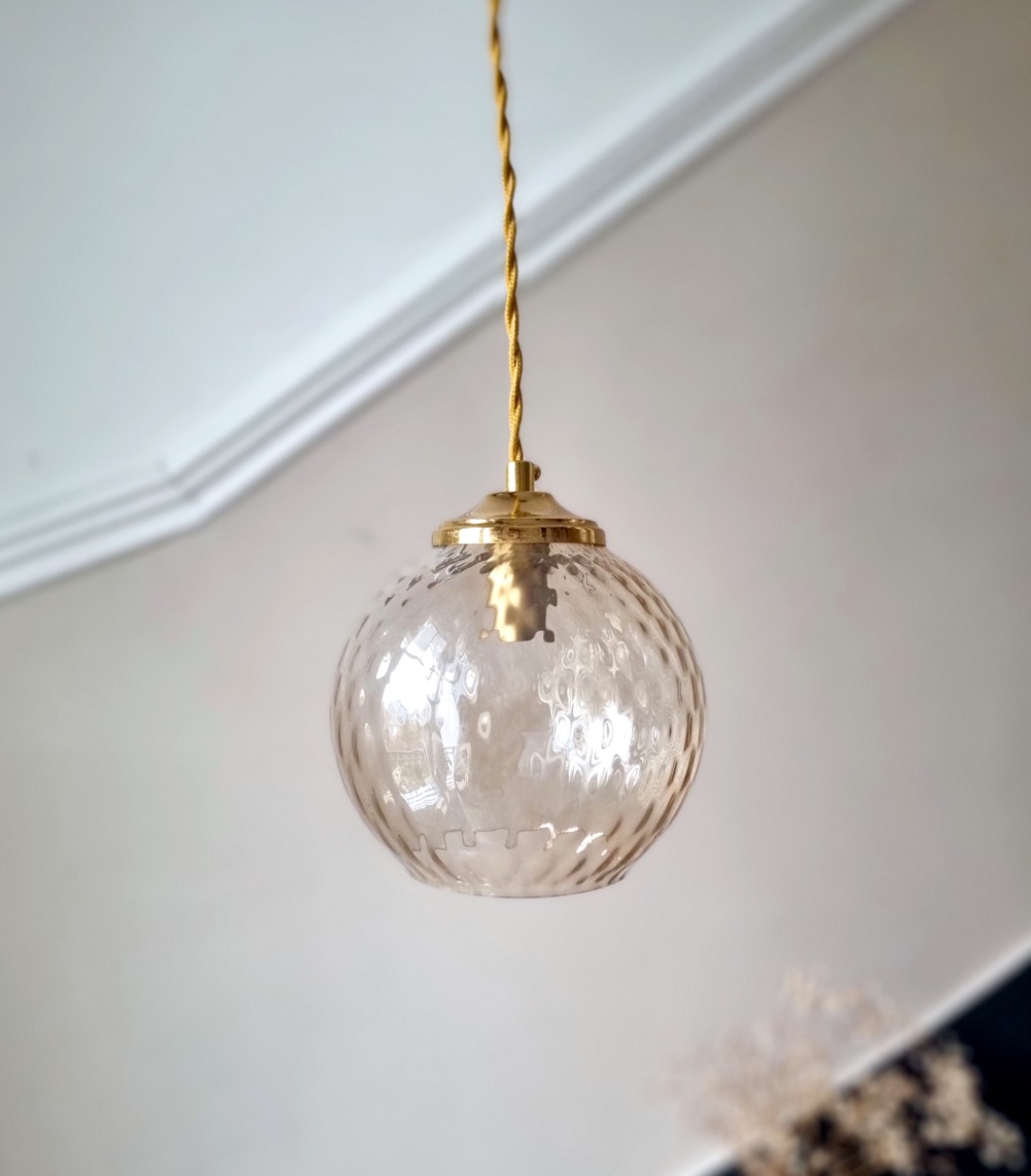 lampe-baladeuse-globe-verre-ambre-vintage-ancien-upcycling-deco-fil-or_bloomis