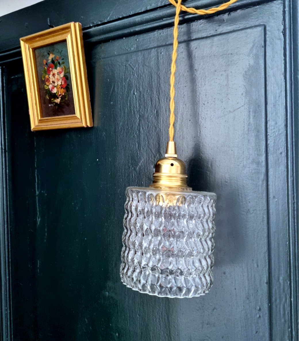 lampe-baladeuse-globe-verre-vintage-upcycling-luminaire-cordon-dore_bloomis Lampe baladeuse globe verre et son cordon tressé à personnaliser. Luminaire vintage Bloomis