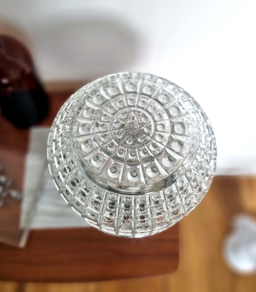 lampe-globe-pied-chrome-vintage-decoration-seventies_bloomis