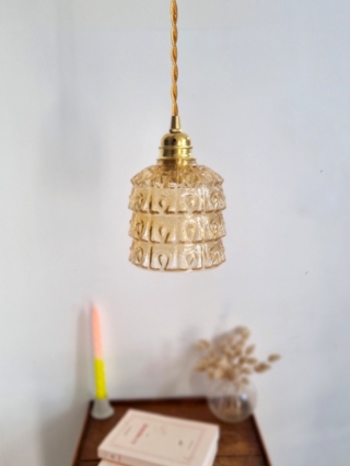 Lampe baladeuse globe verre ambré et son cordon tressé à personnaliser. Luminaire vintage Bloomis