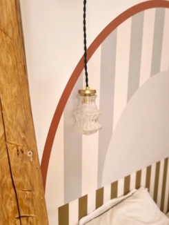 suspension-globe-verre-luminaire-vintage-cordon-torsade-noir_bloomis