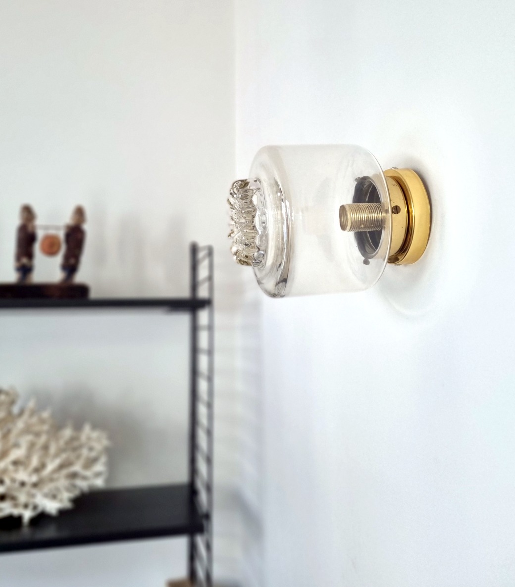 applique-murale-globe-seventies-fume-luminaire-vintage-deco_bloomis