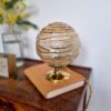 lampe-globe-vintage-ambre-decoration-upcycling-creation_bloomis