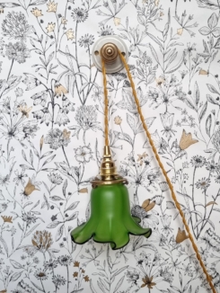 patere-murale-rosace-porcelaine-bouton-laiton-lampe-baladeuse-decoration-upcycling_bloomis