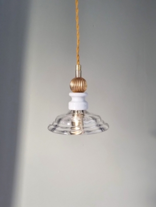 lampe-baladeuse-mix-verre-porcelaine-ancien-vintage-luminaire-vintage-unique-cable-dore_bloomis
