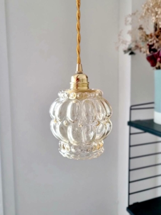 suspension verre ambré. Luminaire vintage, création Bloomis