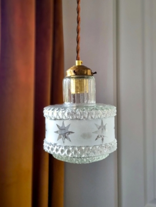 suspension-verre-luminaire-vintage-facettes-etoiles-decoration-cable-daim_bloomis
