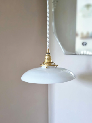 lampebaladeuse-abatjour-opaline-blanc-decoration-luminaire-vintage-cable-blanc_bloomis