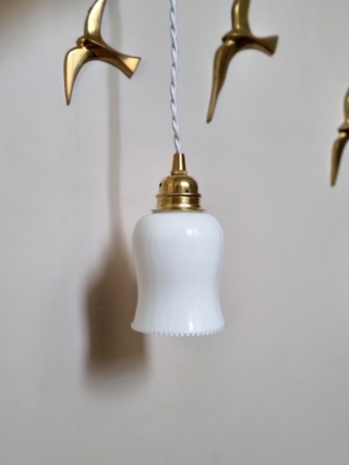 lampe-baladeuse-globe-opaline-blanc-deco-luminaire-vintage-ancien-fil-blanc_bloomis