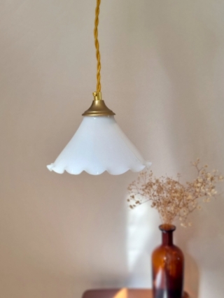lampe-baladeuse--opaline-blanc-deco-luminaire-vintage-ancien-cordon-or_bloomis