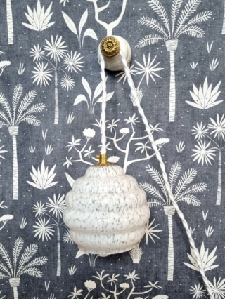 patere-porcelaine-murale-laiton-accroche-baladeuse-deco-upcycling_bloomis